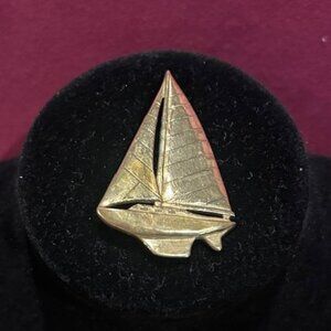 🏖️JEEP COLLINS Designer Brass Sailboat BROOCH